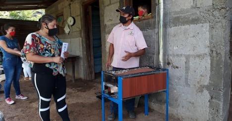 <p>Residents of Nuevo Amanecer in Nicaragua learn about their new clean cookstoves in the summer of 2020. Credit: Engineers Without Borders</p>