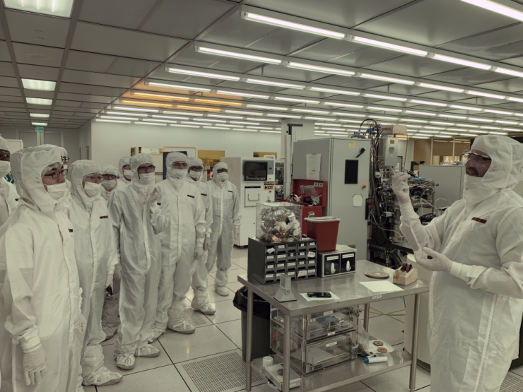 <p>Gwinnett School of Mathematics, Science, and Technology sophomore students visit the the Institute for Electronics and Nanotechnology at Georgia Tech's cleanroom.</p>